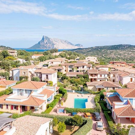 Apartments In Residence With Swimming Pool In Cala Girgolu Monte Petrosu Εξωτερικό φωτογραφία